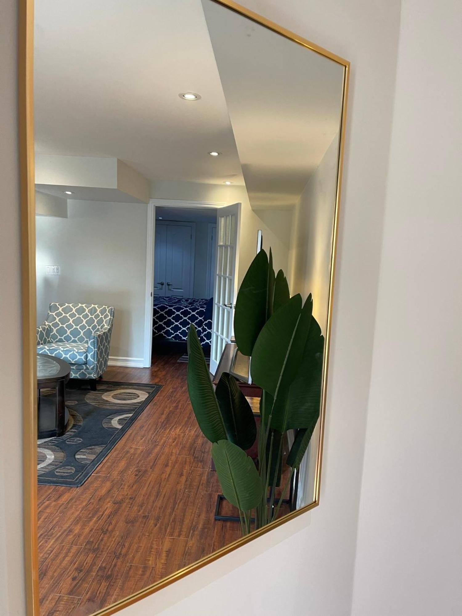 Cozy Lovely Ravine Facing Suite. Mississauga Exterior foto